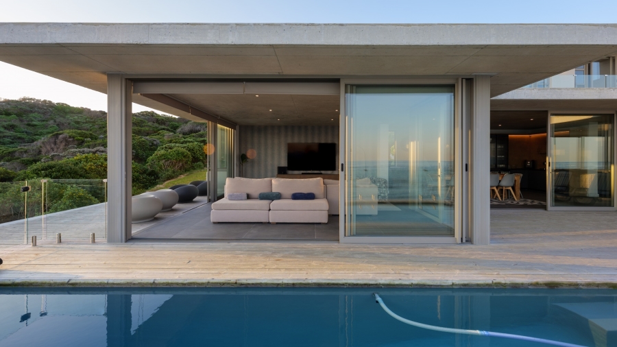 5 Bedroom Property for Sale in Suiderstrand Western Cape